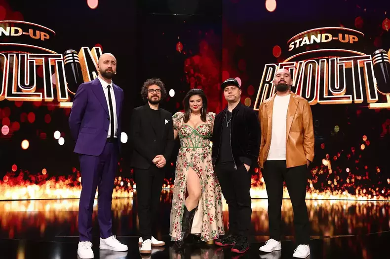 teo-vio-costel-maria-popovici-dan-badea-in-finala-sezonului-2-stand-up-revolution
