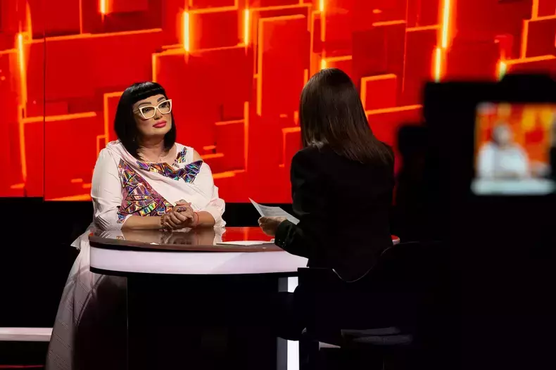 ozana-barabancea-la-40-de-intrebari-cu-denise-rifaikanal-d-1
