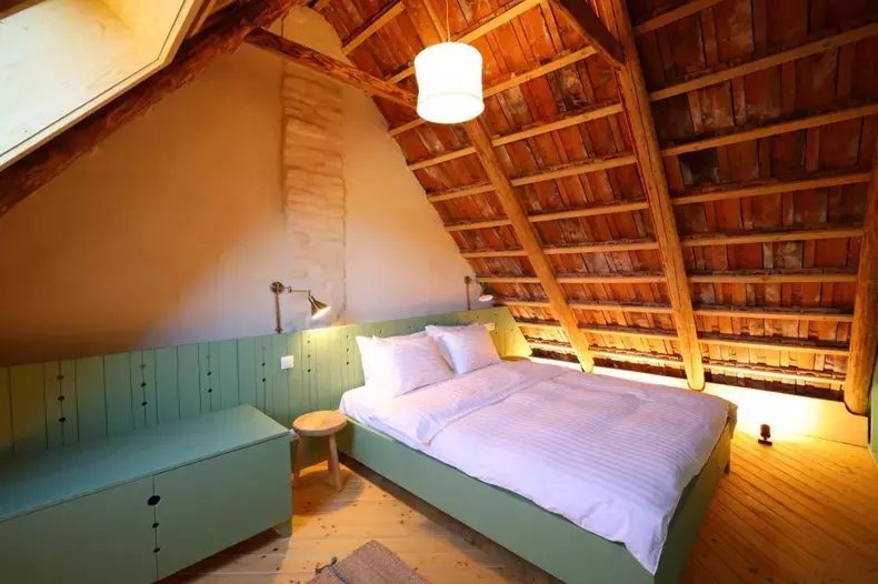 tudor-chirila-casa-porumbacu-1