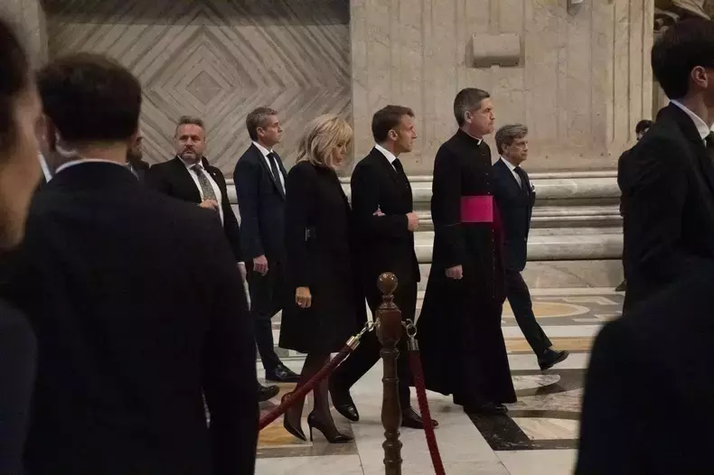 brigitte-macron-scaled