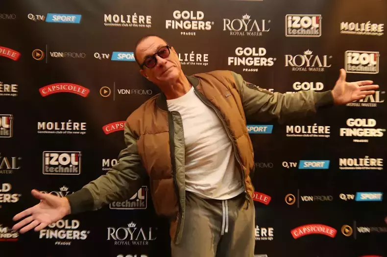 jean-claude-van-damme-6