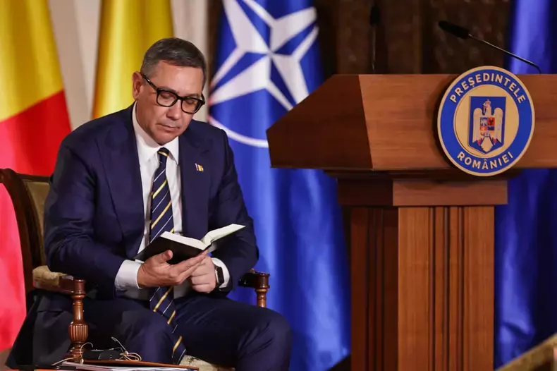 victor-ponta-dezbatere-electorala-tvr-3