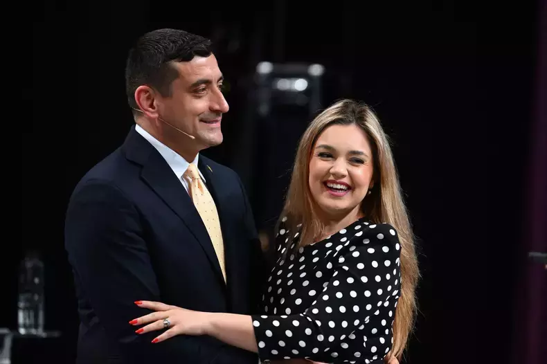 george-simion-si-ilinca-simion-dezbatere-8-mai-2025