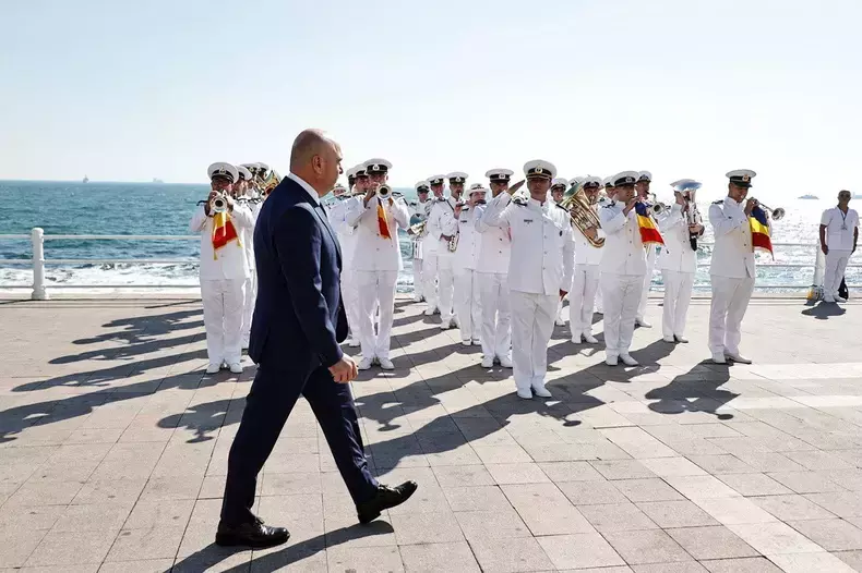 532553302_1296999151784789_2153316985374381807_n