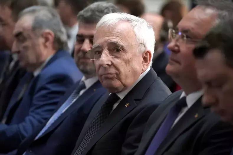 hepta_7266171-scaled