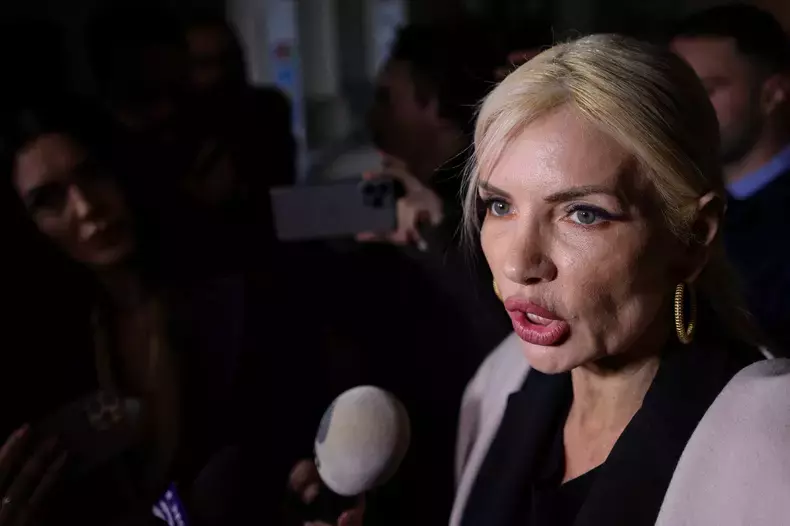 laura-vicol-a-facut-declaratii-inainte-de-decizia-cab