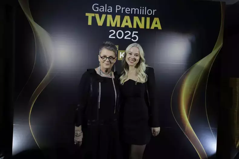 crina-mardare-elena-mogildea-premiile-tvmania-2025-1