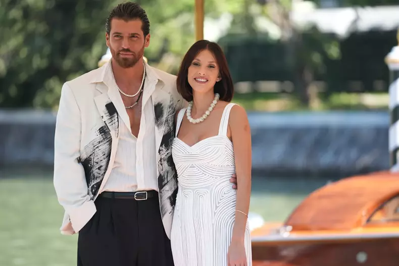 Can Yaman și Sara Bluma7