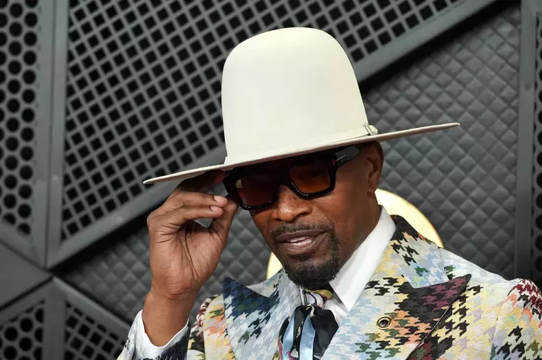 jamie-foxx-grammy-2026-2