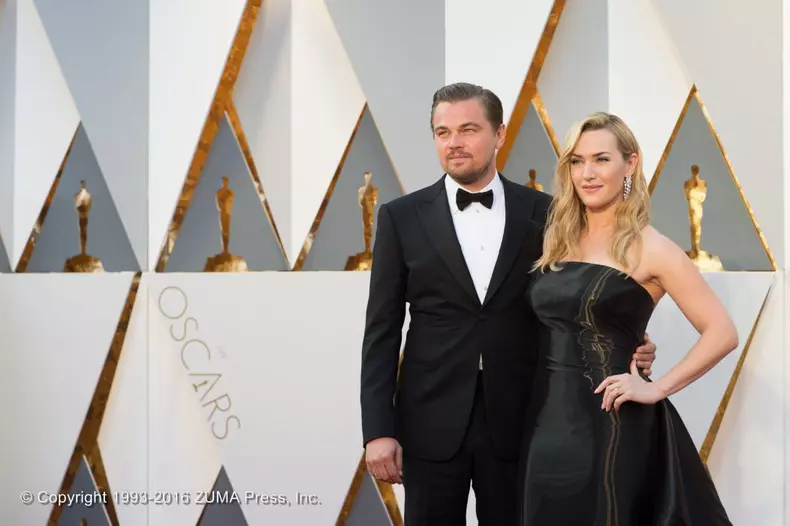 Premiile Oscar 2017 Postul E! transmite „Live from the red carpet” 2