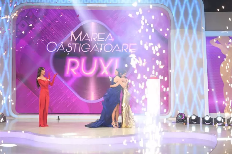 Ruxi-dupa-ce-a-castigat-„Bravo-ai-stil-Celebrities.-„Premiul-acesta-nu-este-al-meu.-Ce-va-face-cu-banii-6