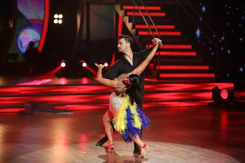 Uite cine danseaza (1)