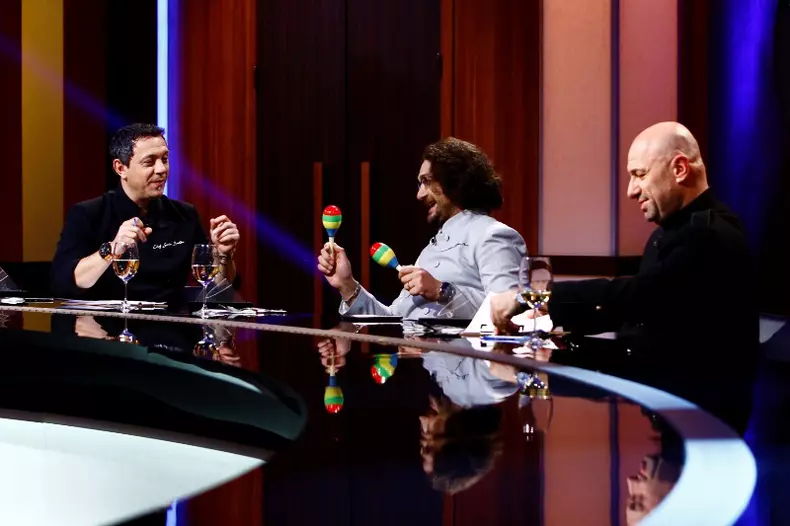 Antena 1 pregătește un nou sezon „Chefi la cuțite”. Au început filmările pentru sezonul 5 al show-ului culinar (4)