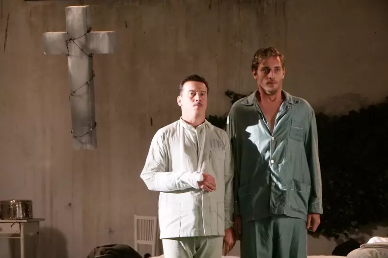 001 Apostolul Bologa 02