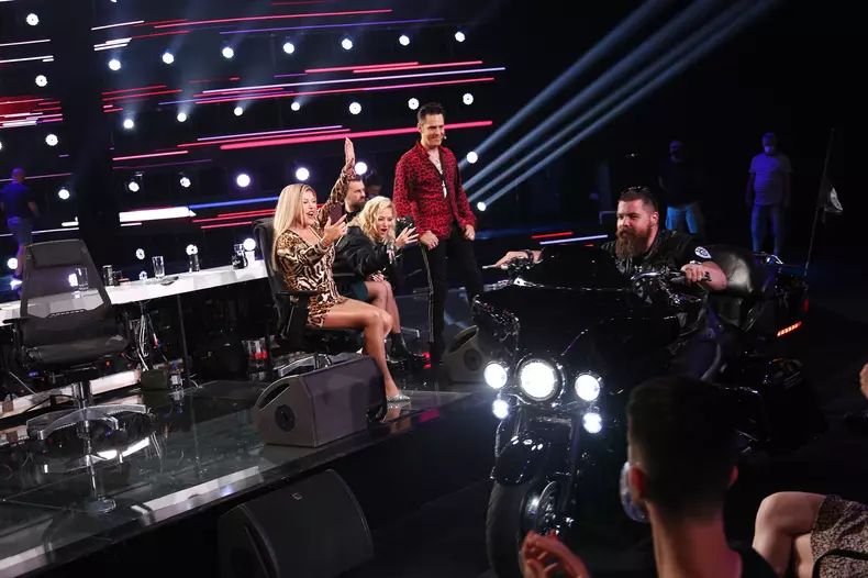 Cargo-si-Bikers-for-Humanity-X-Factor-6