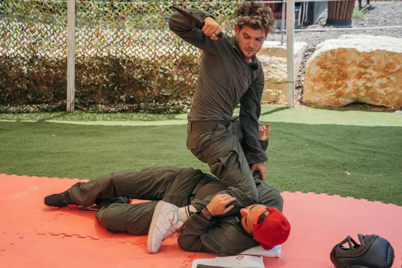 Finala-Asia-Express-S4-3