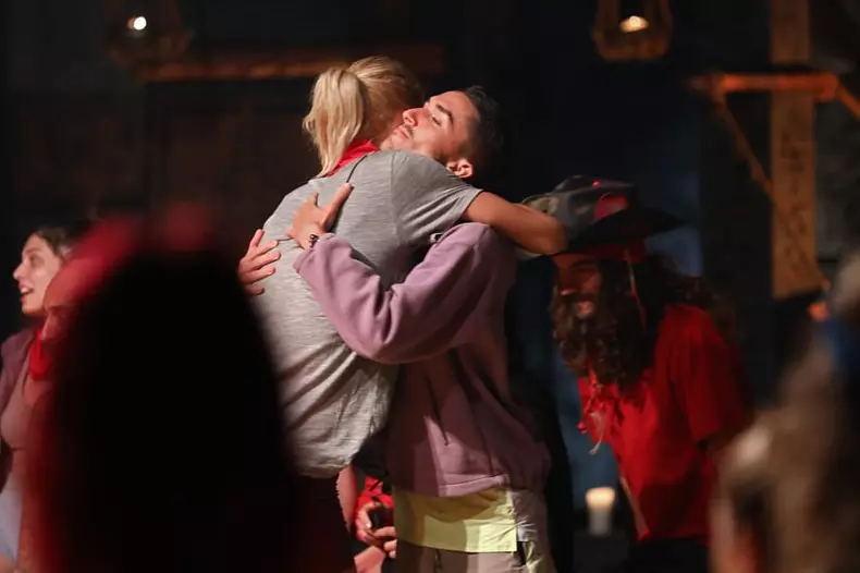 Roxana-Ciuhulescu-dezamagita-de-doi-dintre-Faimosii-de-la-Survivor-2022-4