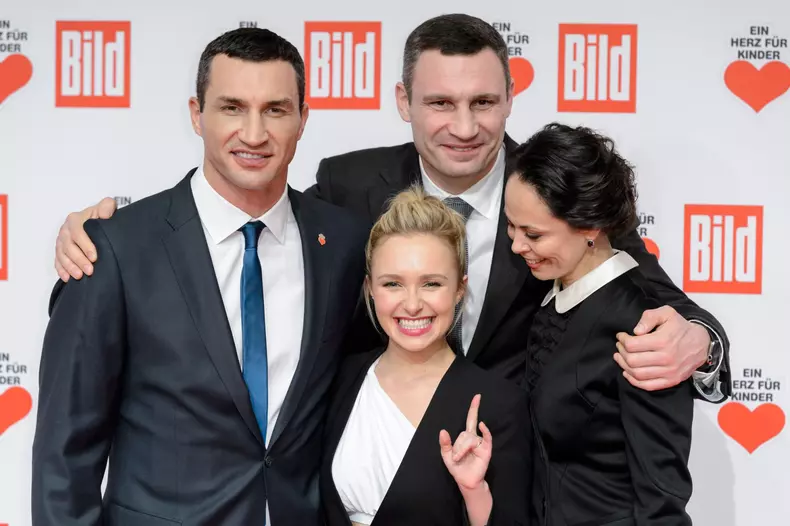 Ce legătură este între Hayden Panettiere și Ucraina. Celebra actriță este înrudită cu un om politic ucrainean