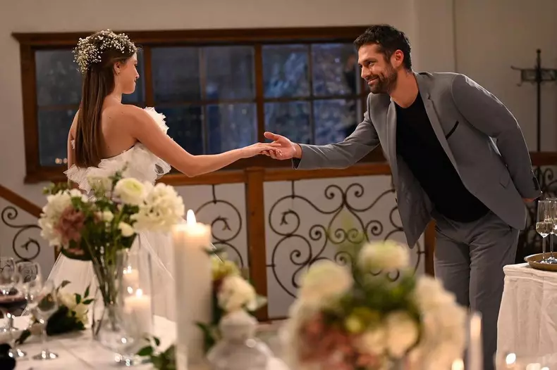 Imaginile-publicate-de-Alecsandru-Dunaev-actorul-din-„Adela-2