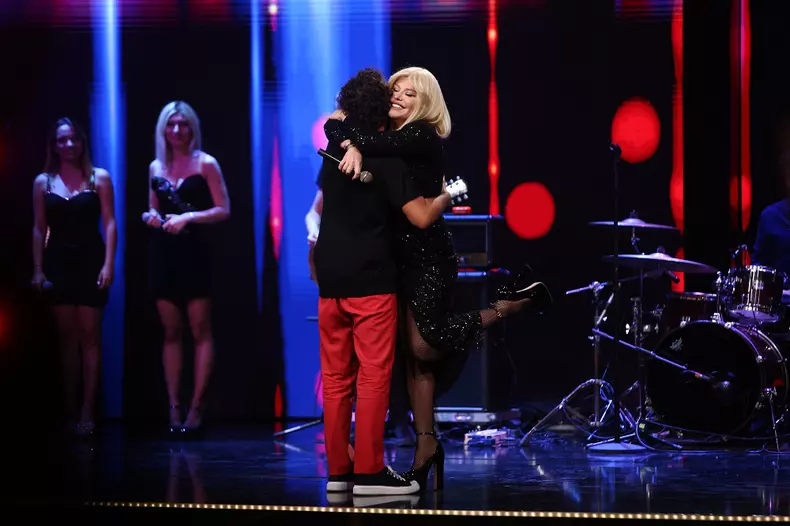 Loredana Groza, roast și concert de zile mari pe scena de la Stand-Up Revolution 2022. Ce surpriză a pregătit artista (4)