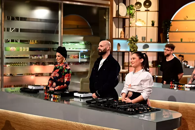 chefi-la-cutite-10_mihai-stetcu_nosfe-si-madalina-in-proba-2-din-bootcamp