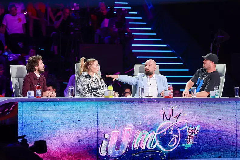 teo-jurat-special-iumor-alaturi-de-delia-costel-cheloo-episod-10-sezon-13-1