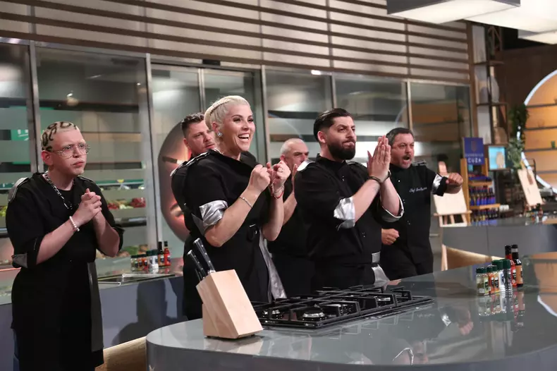 cine-a-castigat-chefi-la-cutite-2022-sezonul-10-1