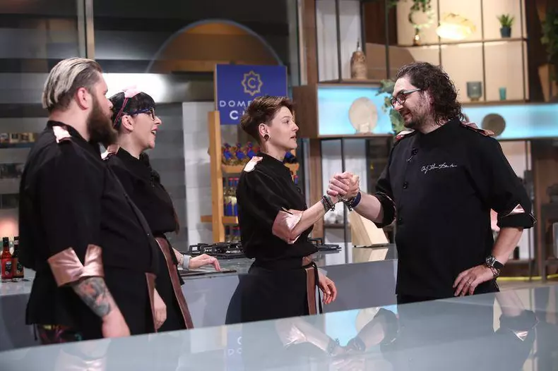 cine-sunt-semifinalistii-chefi-la-cutite-2022-sezonul-10.-doi-concurenti-au-fost-eliminati-2
