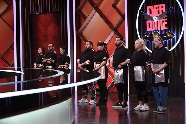 cine-sunt-semifinalistii-chefi-la-cutite-2022-sezonul-10.-doi-concurenti-au-fost-eliminati-9