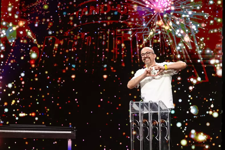 vlad-craioveanu-de-ziua-lui-la-SUR