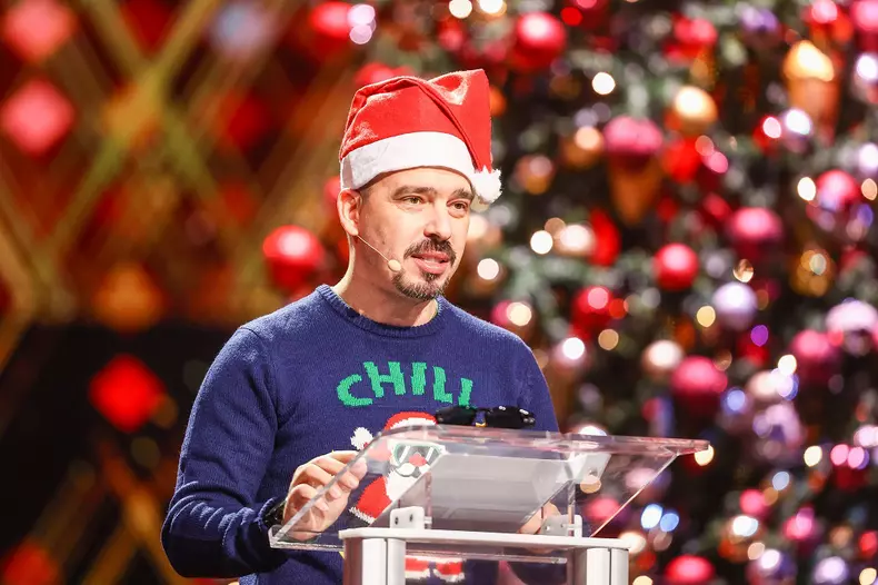 andrei-garici-roast-gala-de-craciun-iumor-2022
