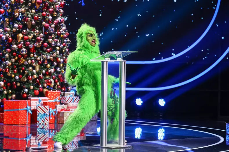 grinch-prezent-in-cadrul-galei-de-craciun-iumor_2022