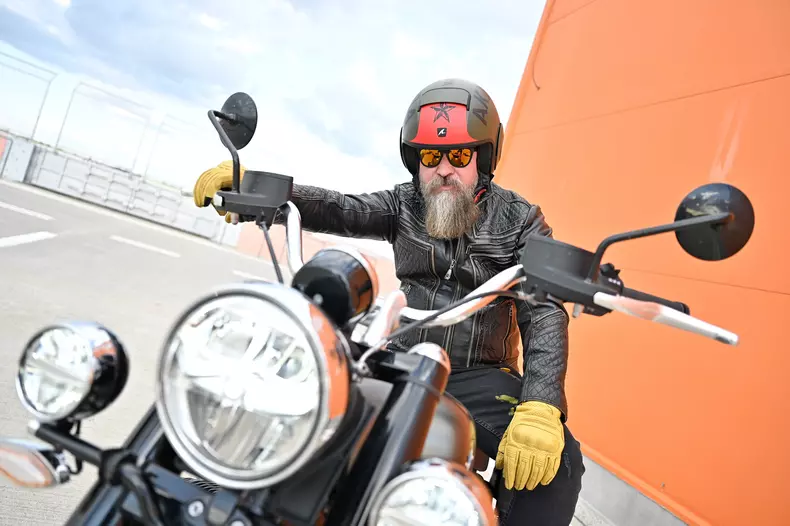 Andrei Coman actor in LIA, Antena 1