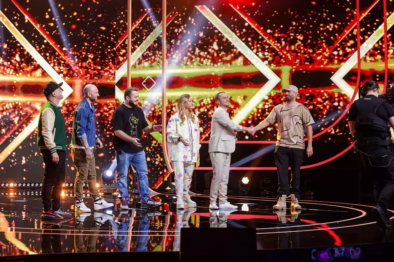 delia-bordea-cortea-cheloo-copot-badea-auditii-iumor-sezonul-14_2023