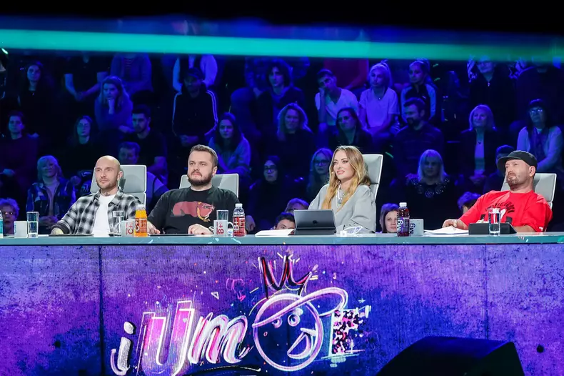 delia-bordea-cortea-cheloo-premiera-iumor-sezon-14