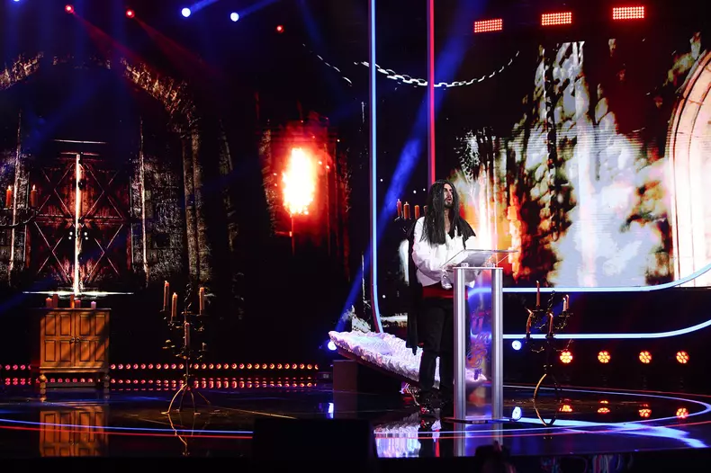 cosmin-natanticu-daca-as-fi-presedinte-contele-dracula-ep-04-iumor_