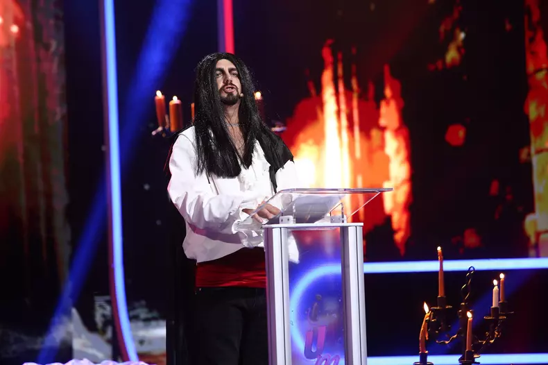 cosmin-natanticu-daca-as-fi-presedinte-contele-dracula-ep-04-sezonul-14-1