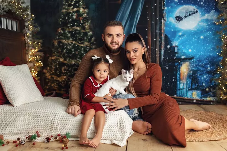 karmen-si-sofia-familia