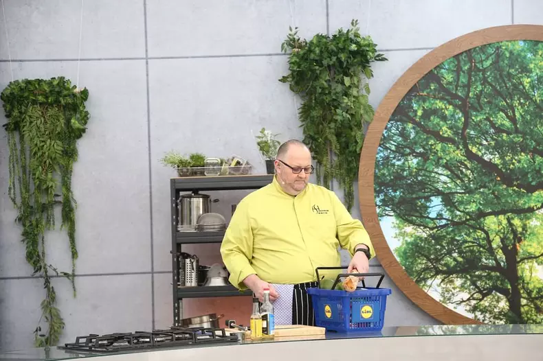 chefi-la-cutite-2023.-cine-a-castigat-amuleta.-verdictul-dat-de-liviu-varciu-2