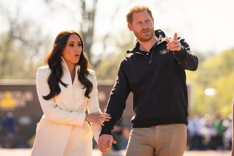De ce ar trebui Prințul Harry și Meghan Markle să refuze invitația la încoronarea regelui Charles