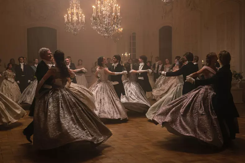 „Sisi”, serialul despre împărăteasa Elisabeta a Austriei, începe la Kanal D2. Când e premiera