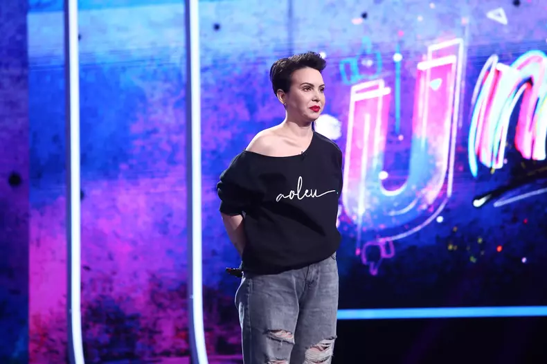 elena-voineag-finalista-sezonul-14-iumor.jpg