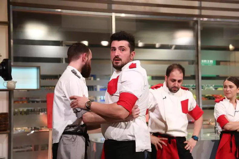 florin-borsaru-eliminat-de-la-chefi-la-cutite-2023-1
