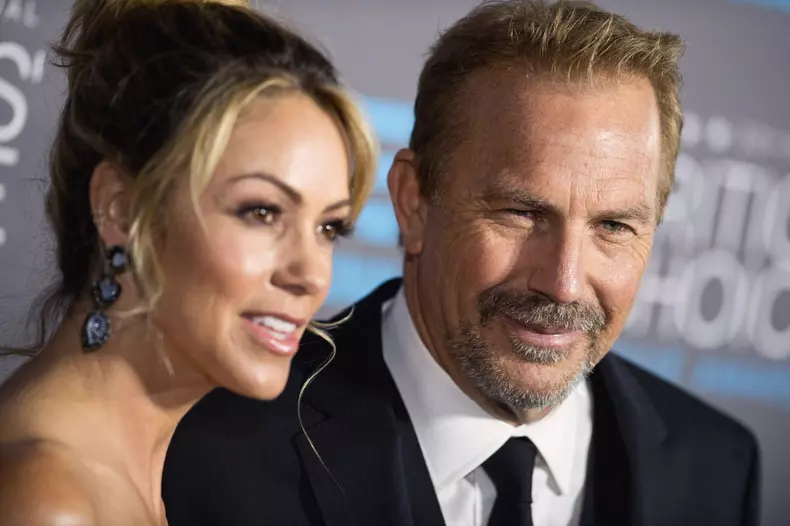 Kevin Costner și soția lui s-au despărțit după 18 ani de căsnicie. Cine a depus actele de divorț