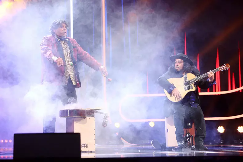 trupa-duo-ole-show-incendiar-in-finala-iumor-sezonul-14