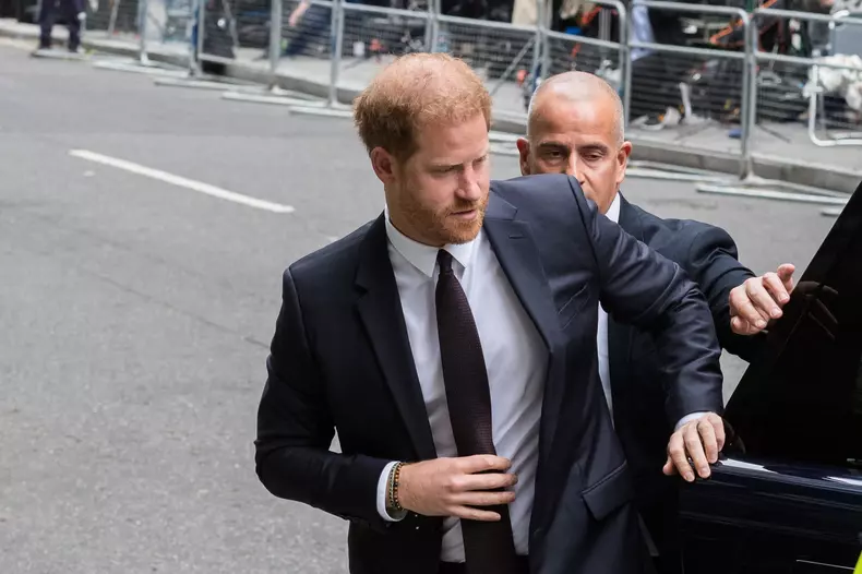 Prințul Harry, mărturii uluitoare în fața instanței. Ce a spus despre fostele iubite și zvonul că regele Charles nu e tatăl său