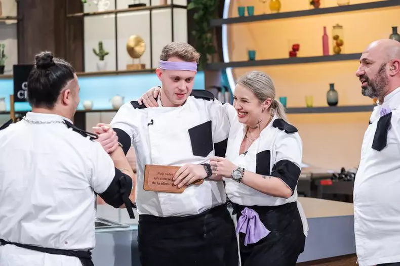 stefan-nistor-in-pericol-de-eliminare-de-la-chefi-la-cutite-2023.-gestul-surprinzator-facut-de-catalin-scatlatescu-2