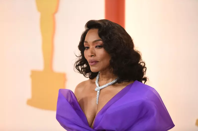 Surpriză de proporții pentru Angela Bassett. De ce primește actrița un Oscar onorific