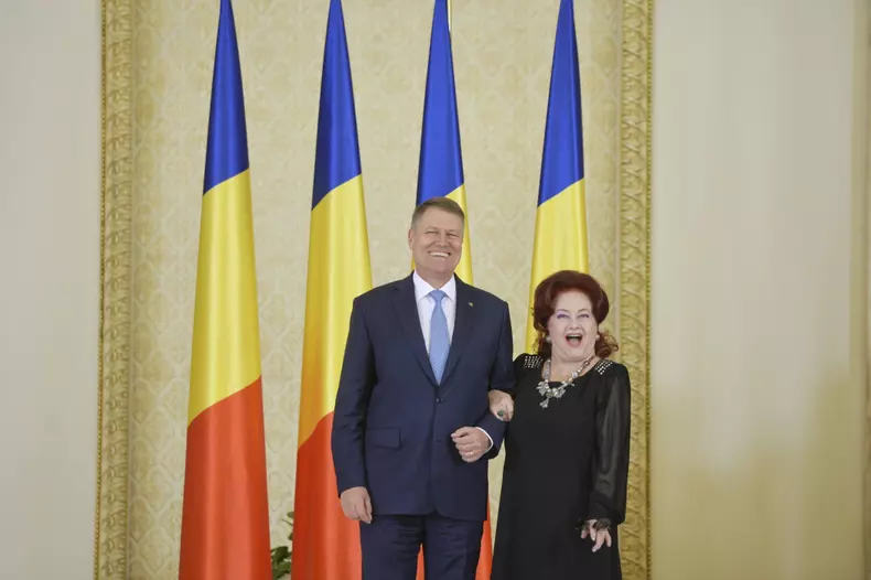 Stela Popescu decorata, 2015