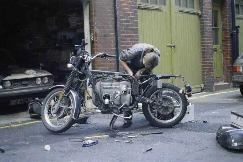 15 reparatii generale ale motocicletei dupa revenirea in uk